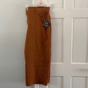 5 for $25 🌸 Cute mustard color plus size wide-leg jeans